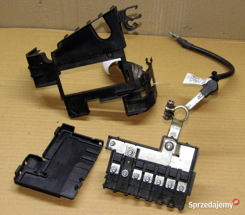 KLEMA PLUSOWA VOLKSWAGEN UP 10MPI 6R0937550A Mysłaków