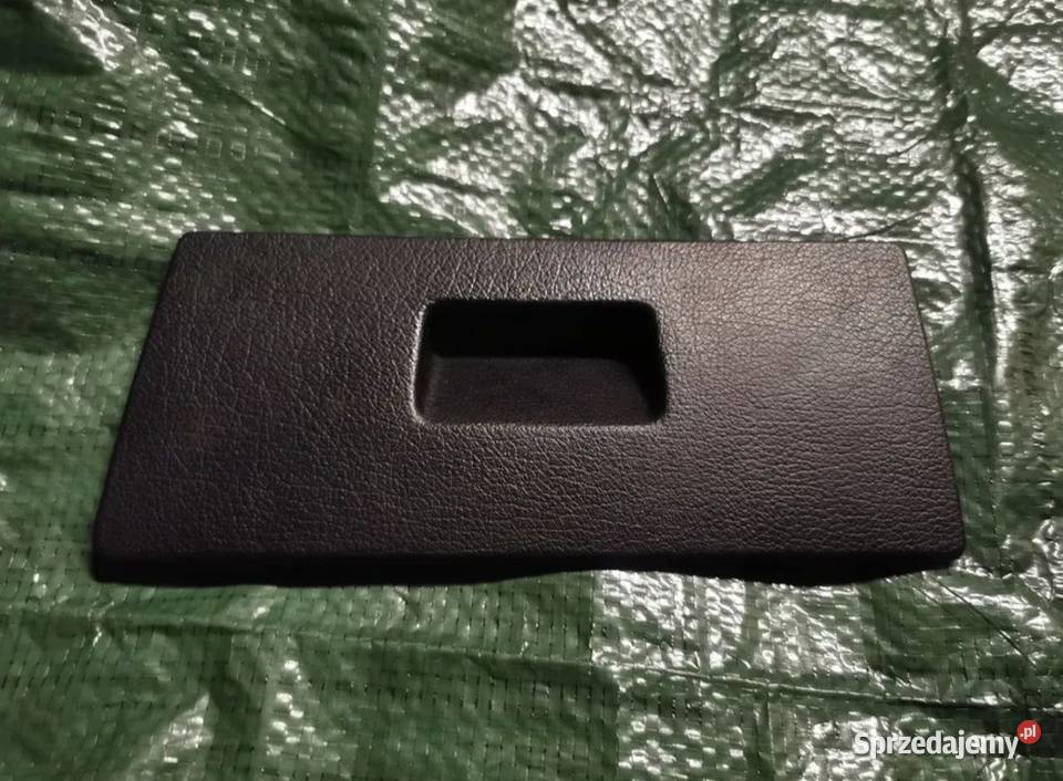 Klapka schowka kierowcy BMW e34