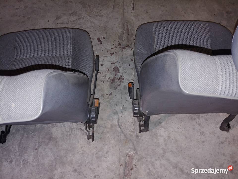 Fotele siedzenia przednie Volkswagen Golf II 3D lubelskie Zamość