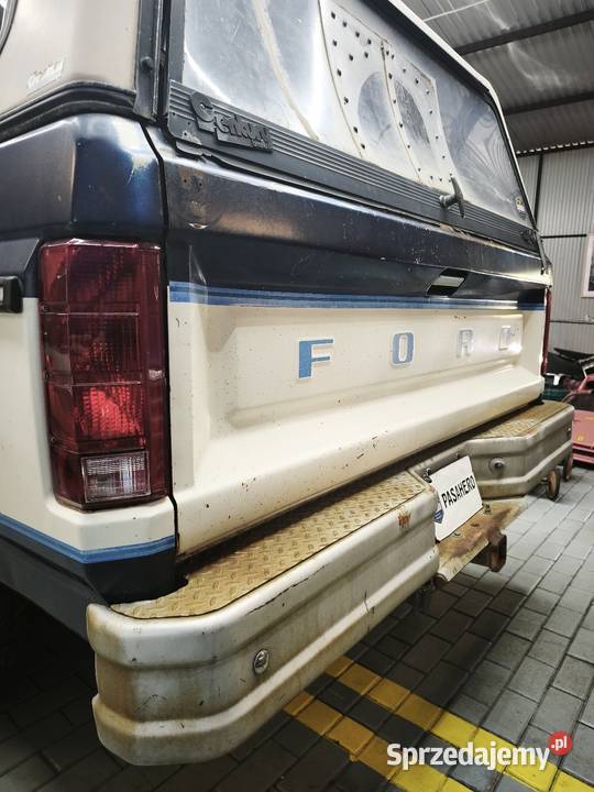Ford F250 Pickup 58 V8 Zamość