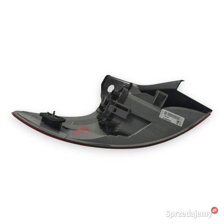 LAMPA PRAWA Renault Megane III HTB tylna tylnia Chełm