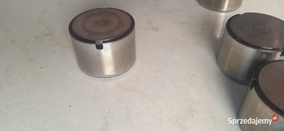 Szklanki popychacze 12 8v Grande Punto Fiat 500