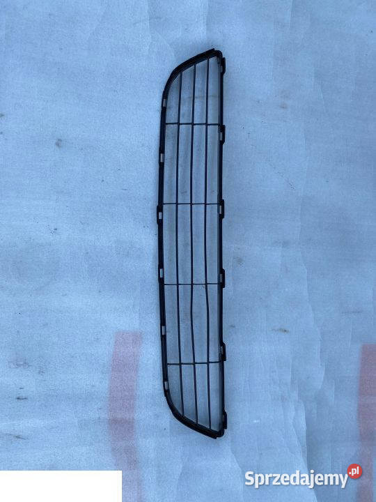 TOYOTA YARIS SDN KRATKA ZDERZAKA 5311252240 Karoseria Kozubszczyzna sprzedam