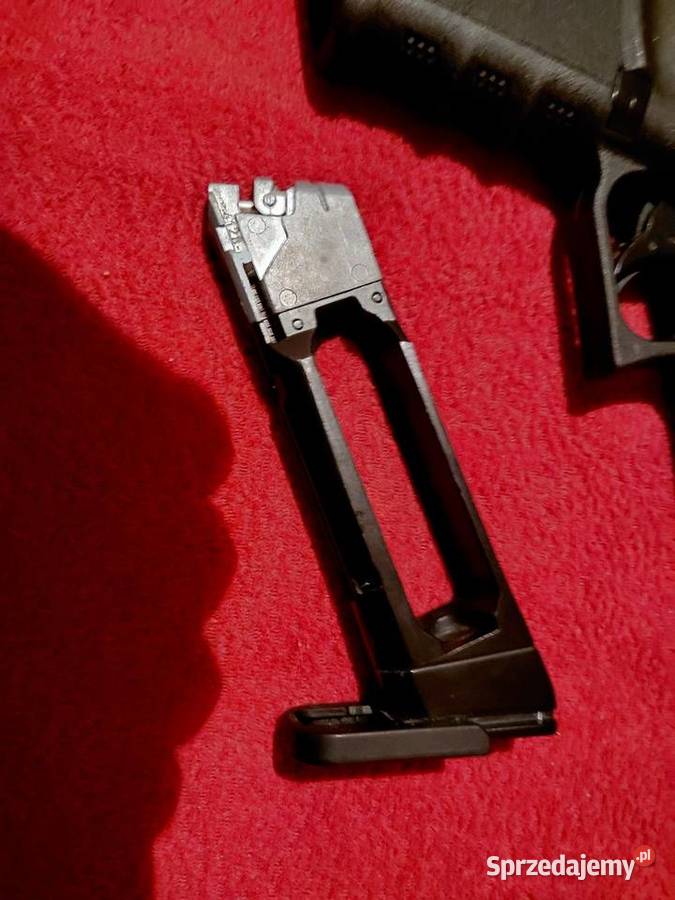 Glock 17 Umarex co2 45mm Sporty strzeleckie i myślistwo Sosnowiec