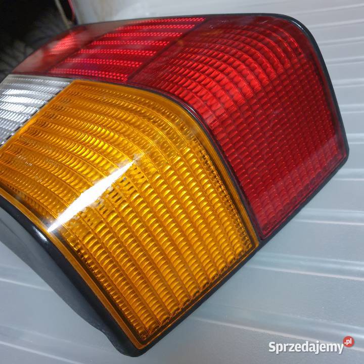Lampa tylna golf VW II lewe Ostrowiec Świętokrzyski