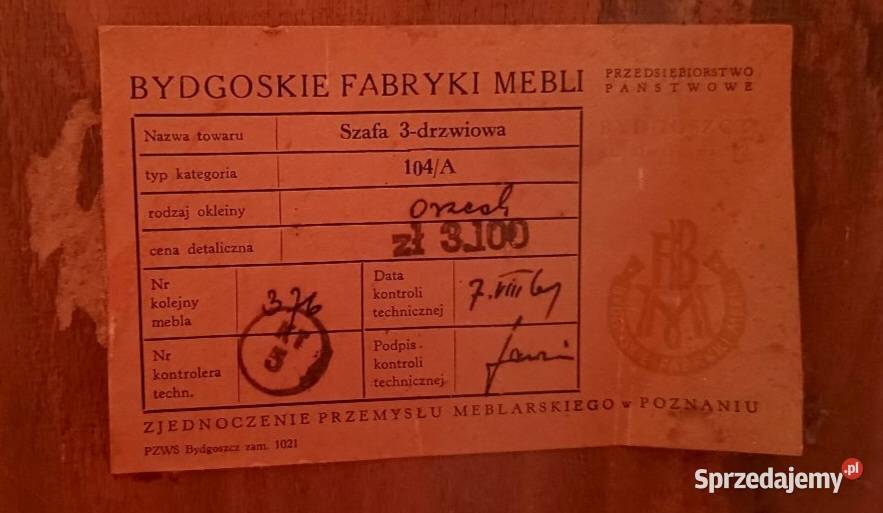 Szafa trzydrzwiowa solidna stara bieliźniarka Szafy i garderoby Rzeszów sprzedam
