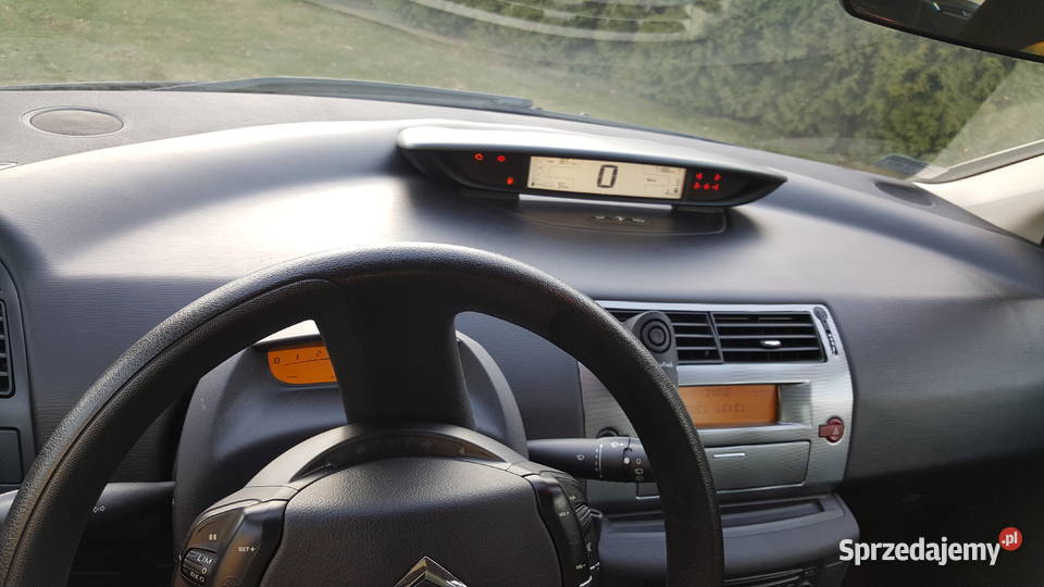 Citroen C4 14 benzyna super stan mały przebieg Citroën Krasne sprzedam