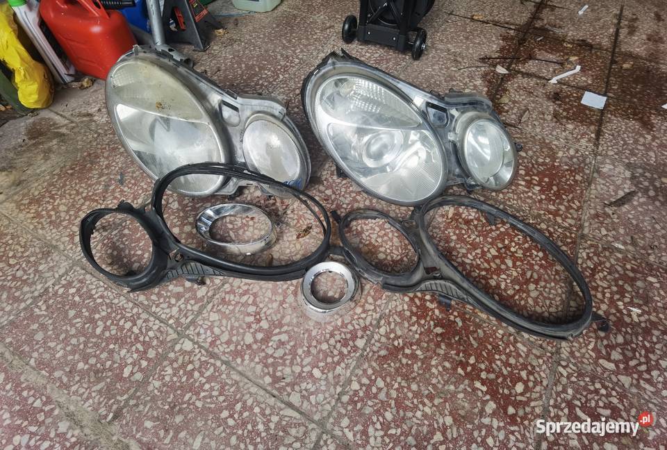 Lampy prawy przód mercedes w211 sprzedam