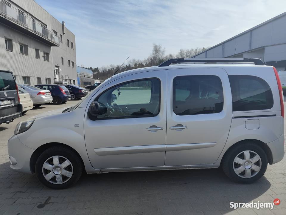 Syndyk sprzeda Renault Kangoo 15 2014r Kangoo Warszawa