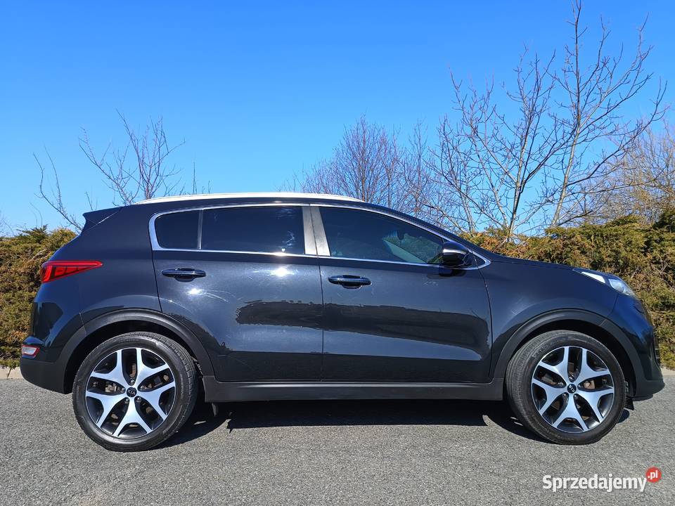 17CDTi FULL Navi SKÓRA Panorama XENON Kamera Rok produkcji 2016 małopolskie Tarnów sprzedam