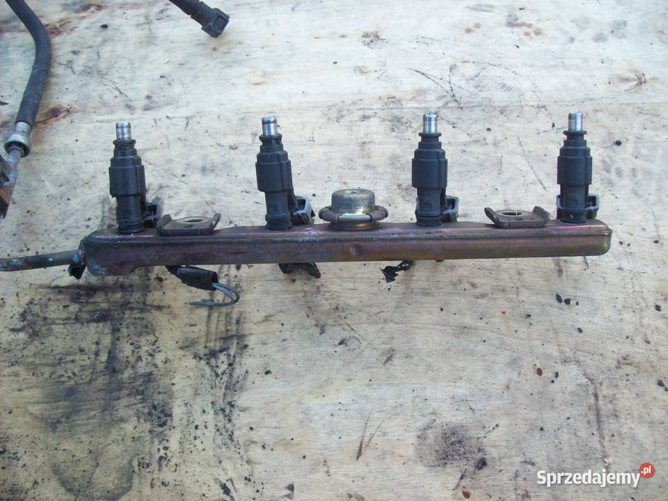 Corolla E12 14 VVTI Listwa wtryskowa wtryski Mińsk Mazowiecki sprzedam