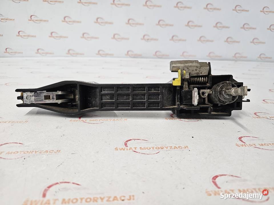 MITSUBISHI L200 07r klamka drzwi prawy przód Kielce