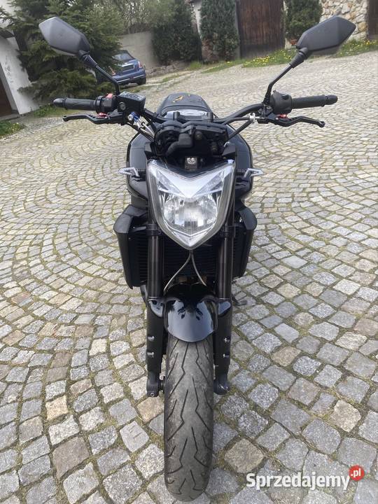 Yamaha FZ1 yzf car gsx Hornet ninja h2r Ziębice