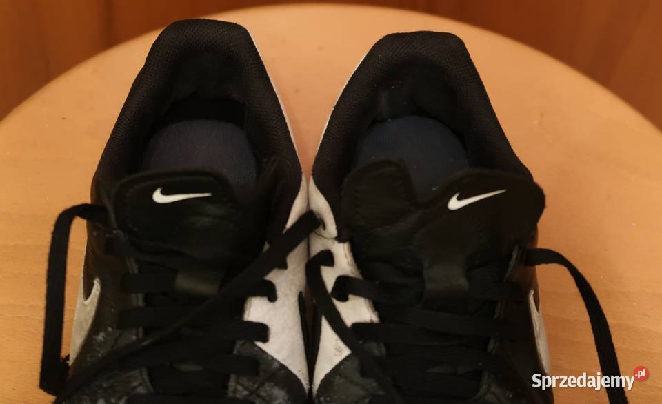 Buty sportowe halowe firmy NIKE 34 Siedlce