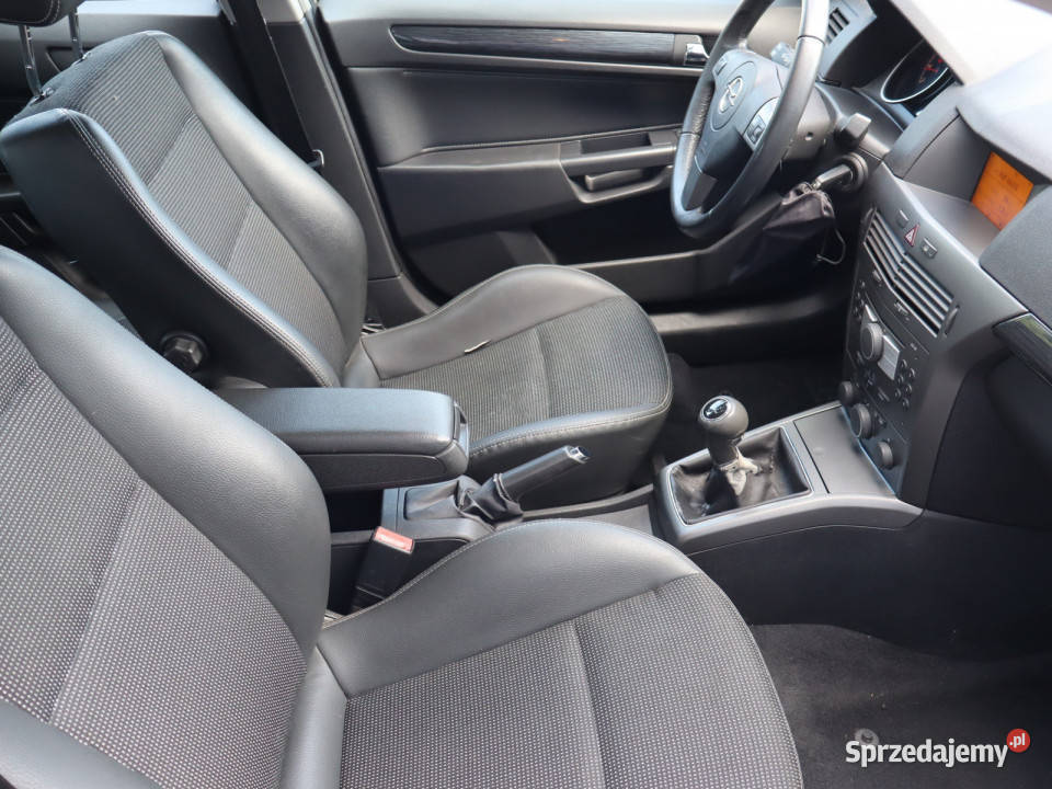 Opel Astra 18 16V Katowice