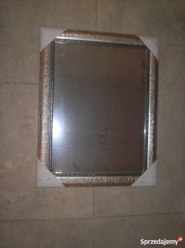 Nowe lustro w ozdobnej ramie o wymiarach 37 x 47 Kraków