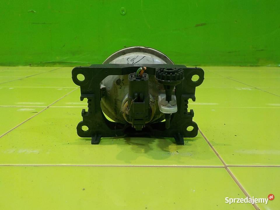 PEUGEOT 3008 I 16 HDI 12r 5D halogen prawy Suków