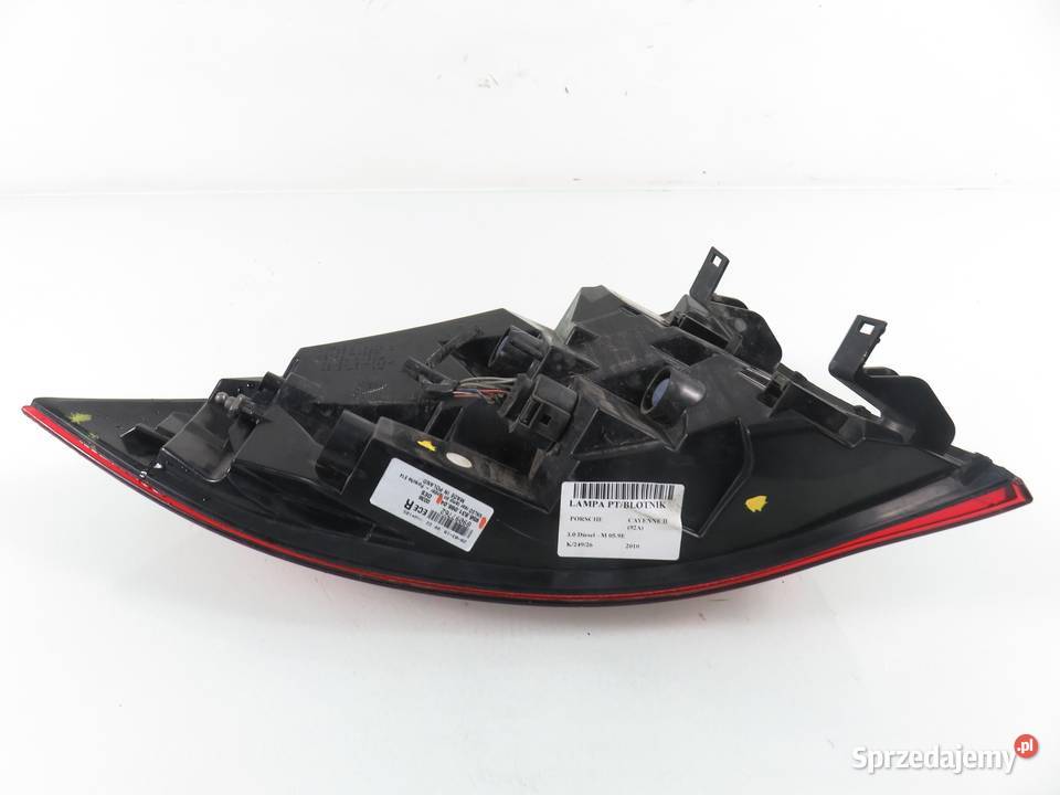 LAMPA PRAWA TYLNA PORSCHE CAYENNE II 92A