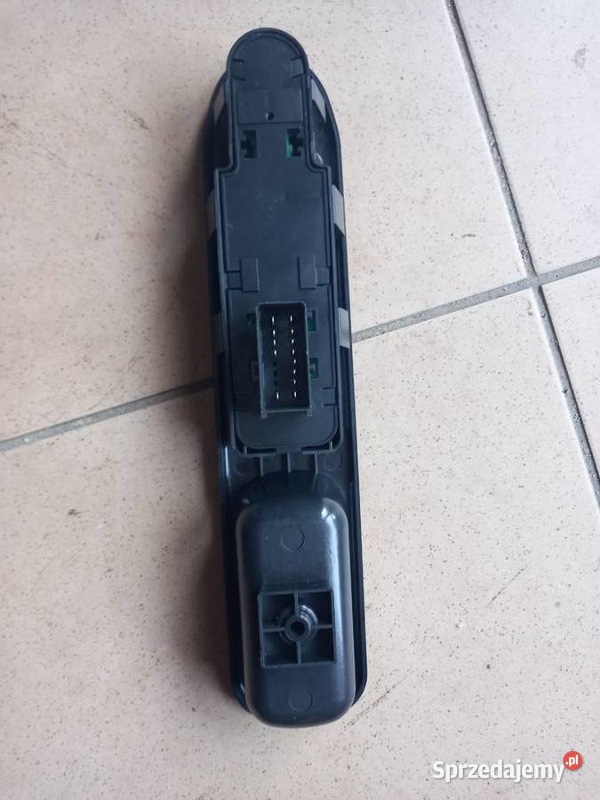 NOWY Przełącznik elszyb Citroenpeugeot w osobowe Mechanizmy opuszczania szyb Elbląg sprzedam
