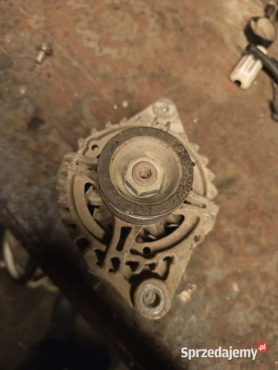 Toyota Yaris 1 10 13 alternator sprawny lubelskie Kraśnik