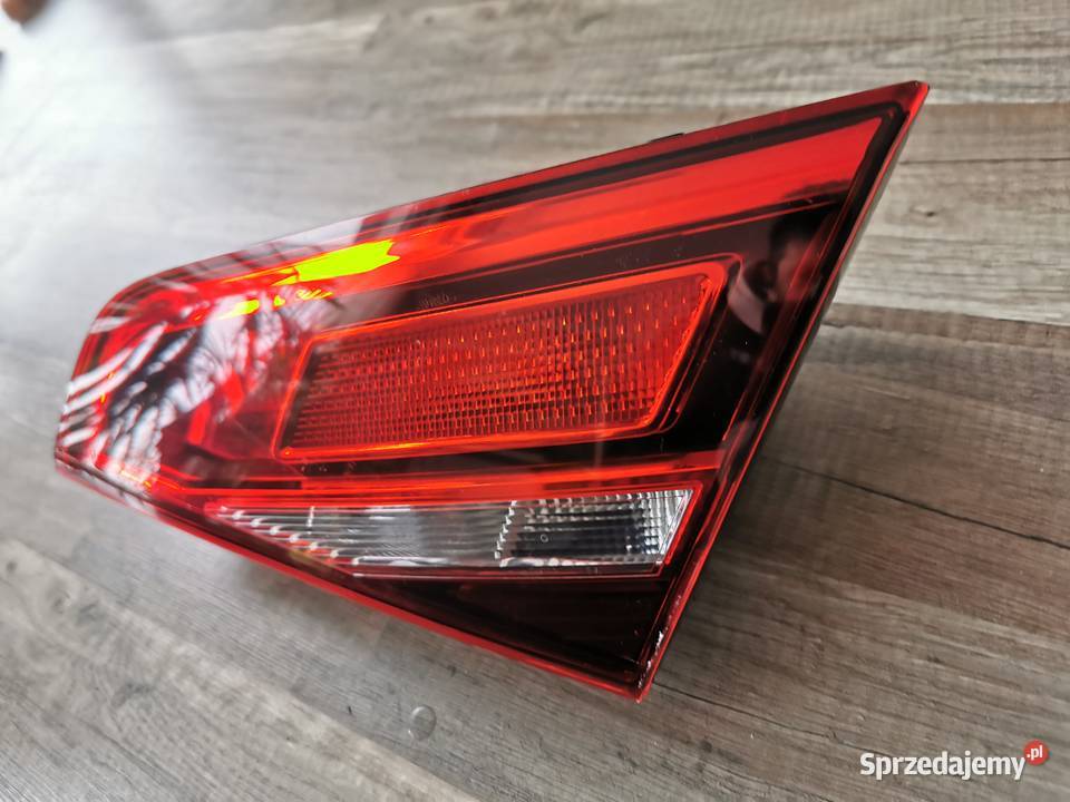 LAMPA PRAWA KLAPY TYŁ AUDI A3 8V4945076 Części samochodowe Pielgrzymka sprzedam