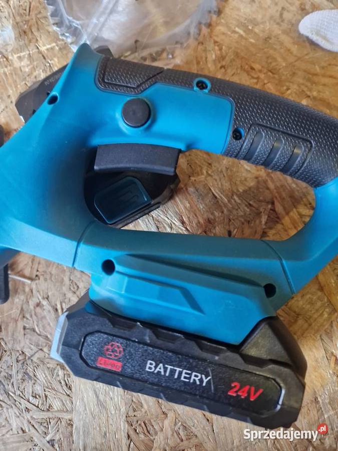 PODKASZARKA KOSA AKUMULATOROWA 24v 2 BATERIA wielkopolskie sprzedam