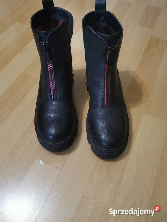 Mam na sprzedaż buty damskie botki Wołomin