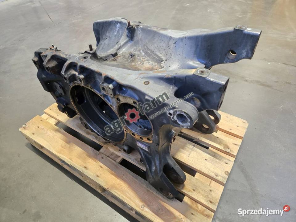 Obudowa przedniego mostu Fendt 939 936 922 924 Układ kierowniczy i oś przednia Byków