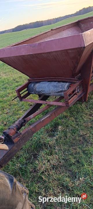 Rcw 3 piast rozsiewacz wapna nawozu wapniarka Kościerzyna