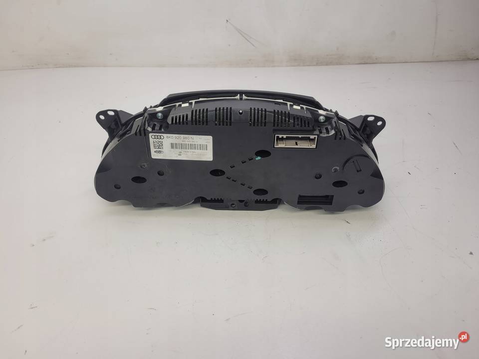 LICZNIK ZEGARY AUDI A4 B8 20 TDI 8K0920980N UK Liczniki i zegary Przystajń
