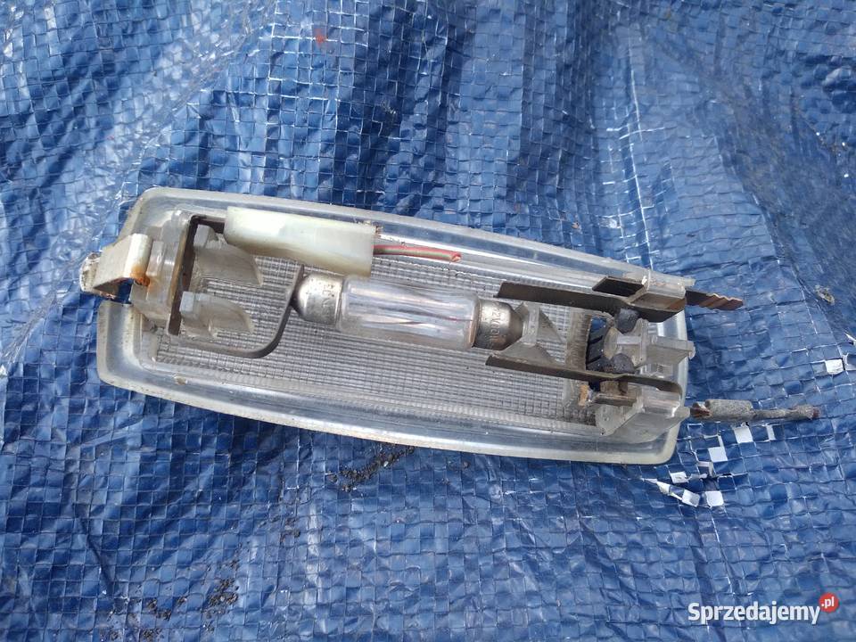 BMW e30 lampka wnętrza osobowe Strzelce Krajeńskie sprzedam