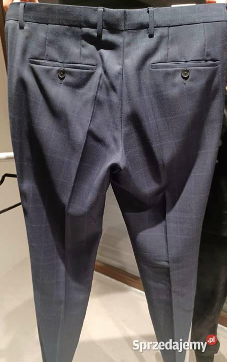 Garnitur Hugo Boss Czarne rozmiar 48 Żodyń