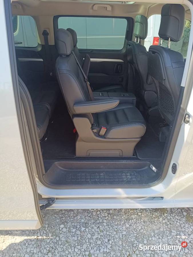 Peugeot Traveller L2 20 EAT8 Business VIP Sanniki