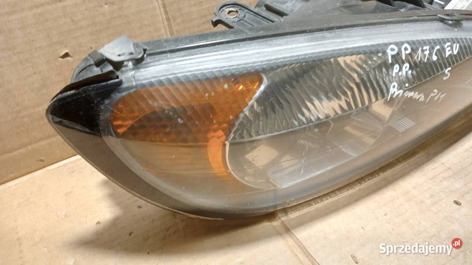 NISSAN PRIMERA P11 LIFT LAMPA PRZÓD PRAWY EU Zbierkowo