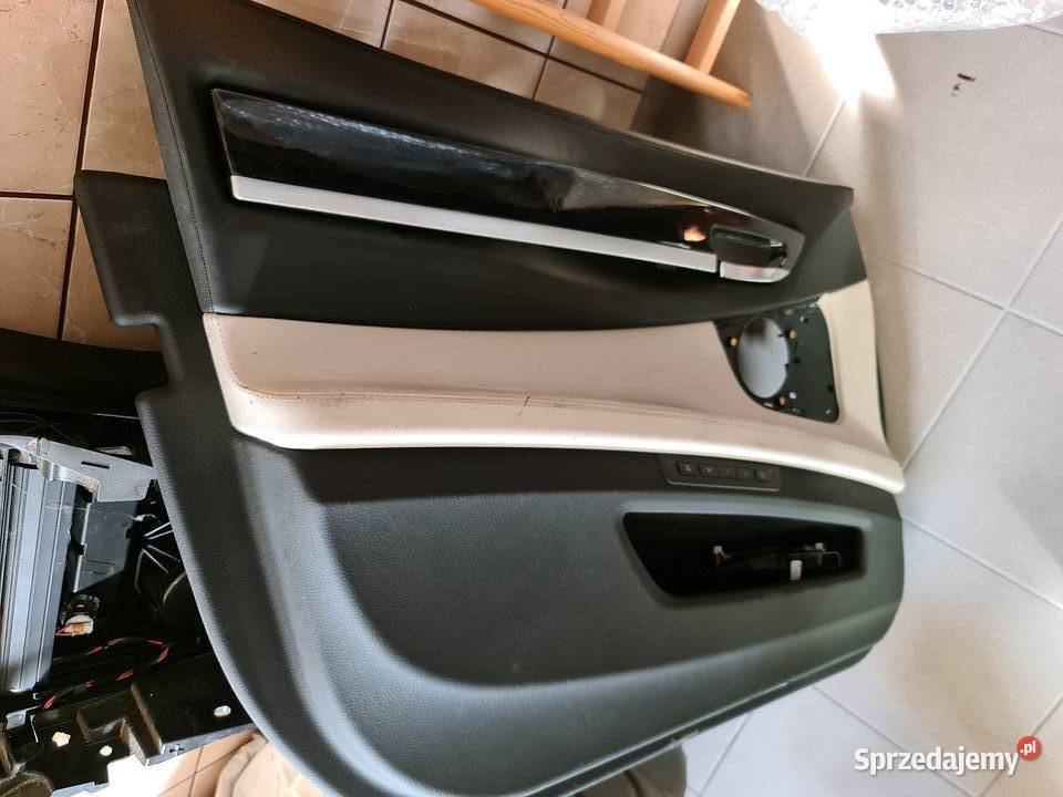 BMW X5 F15 tapicerka drzwi przednich lewych V7 wielkopolskie Puszczykowo