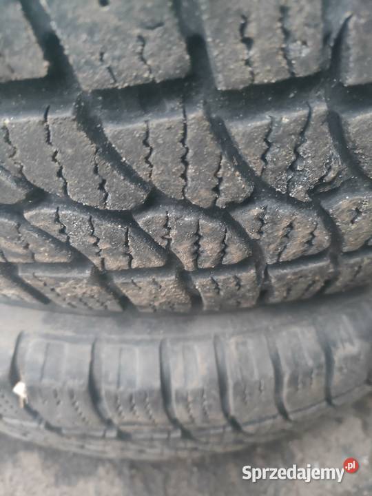 Opony 215x75x16c Romanówek sprzedam