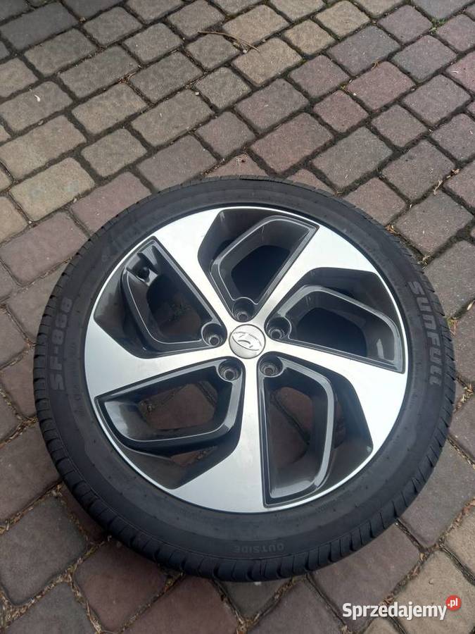 Hyundai Tucson felgi aluminiowe z oponam śląskie Sosnowiec