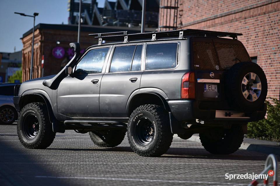 Nissan Patrol GU4 42D 2009r Łódź sprzedam