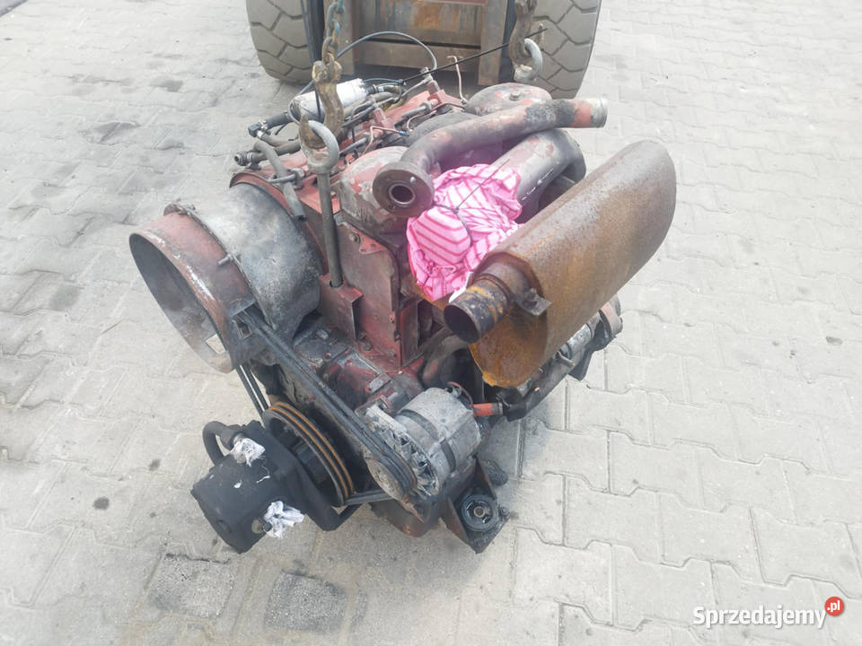 Silnik Deutz F3L912W 3 cylindrowy pompa Strzyżew