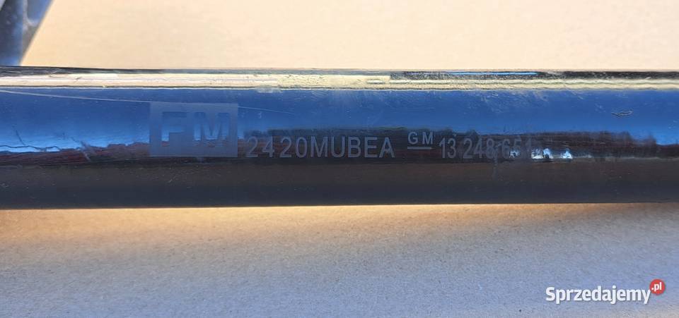 PÓŁOŚ PRAWA DŁUGA OPEL ASTRA IV J 14 TURBO osobowe Półosie Mielęcin