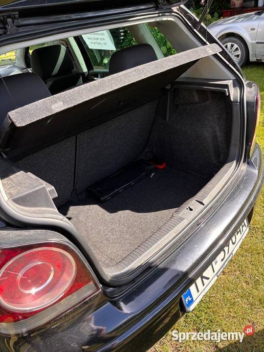 Volkswagen Polo 2006 14 Benzyna 184 Opłaty do Miłków