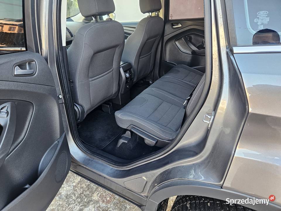 Ford Kuga 16 16V 150 Titanium Samochody osobowe Sanok