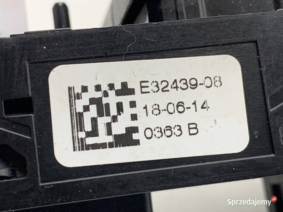 PRZEŁĄCZNIK SZYB RENAULT GRAND SCENIC IV