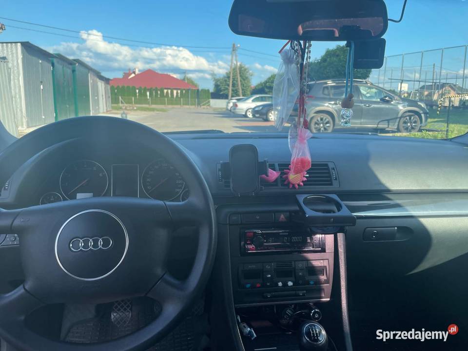 Audi A4b6 20 Alt 272 przebiegu Radomyśl Wielki sprzedam