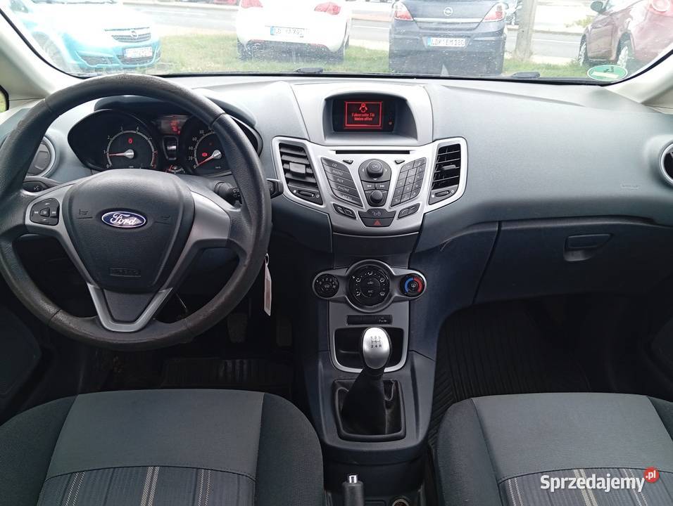Ford fiesta 1 właściciel niski przebieg bogate bluetooth Oborniki