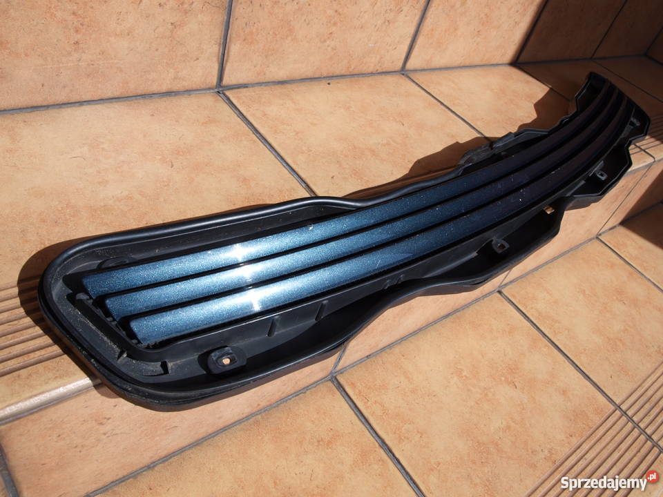 Mercedes E klasa W210 kratka wlot powietrza Kalisz
