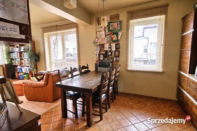 Mieszkanie o wysokim standardzie Warszawa 3 piętra i więcej Warszawa