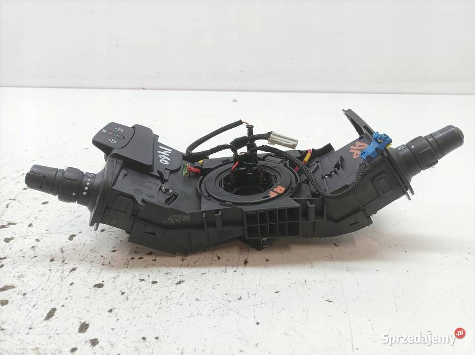 PRZEŁĄCZNIK ZESPOLONY 255679601R Renault Kangoo osobowe świętokrzyskie