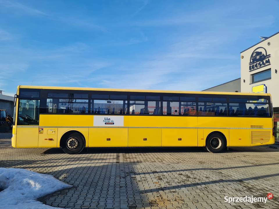 Autobus podmiejski MercedesBenz Intouro Dąbrowa Tarnowska