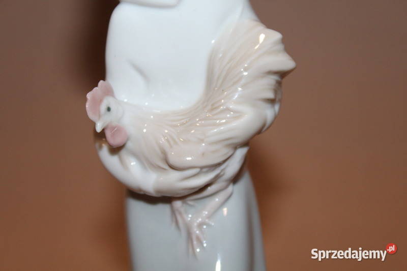 Figurka dziewczynka z kurą Lladro 128 FiaF Szczecin